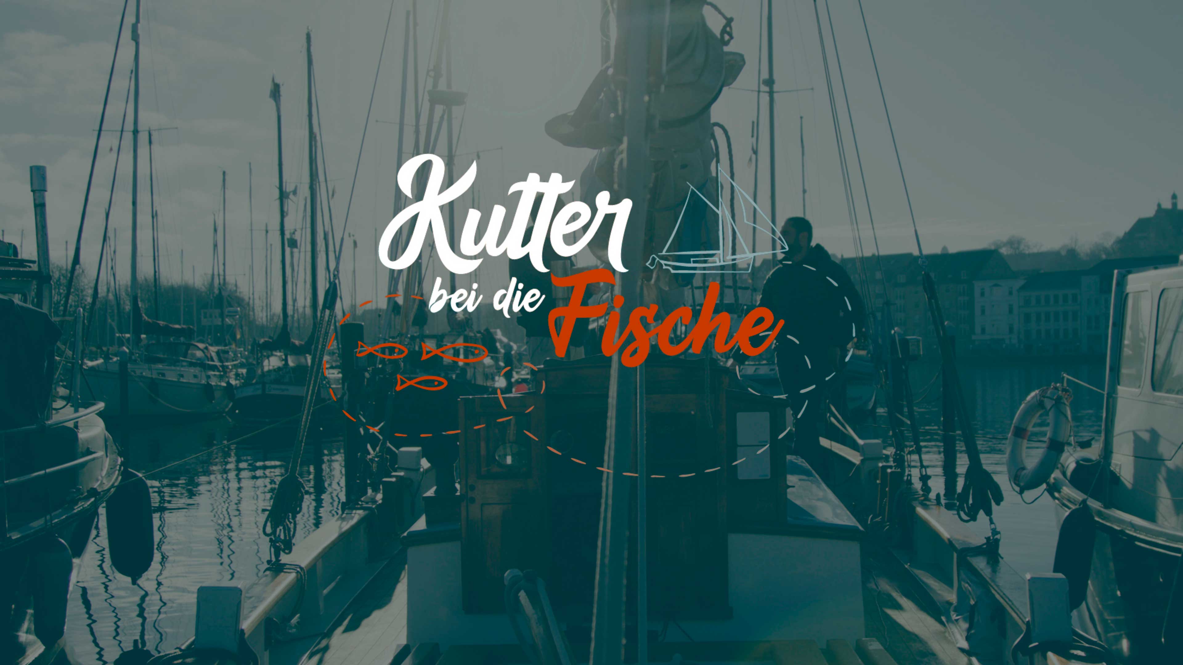 Das Logo von Kutter bei die Fische mit einem Underlay vom Flensburger Hafen